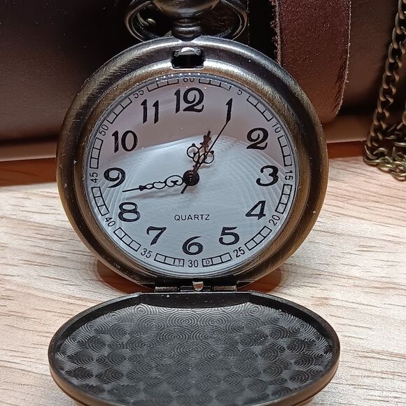 HP Antique Bronze Pocket Watch - Picture 2 of 3